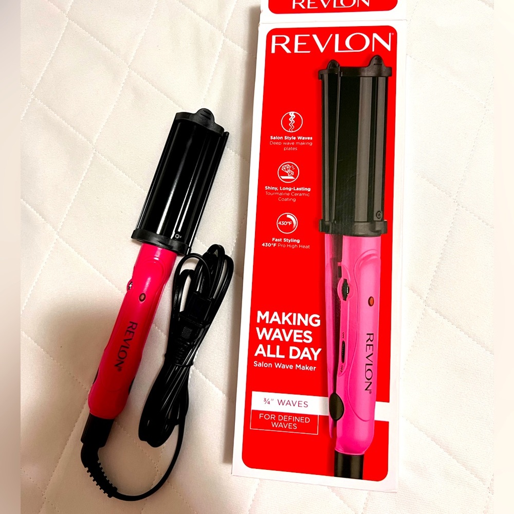 Brandnew Revlon Wave Maker
